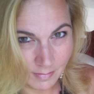 Meet your Posher, Jeannine